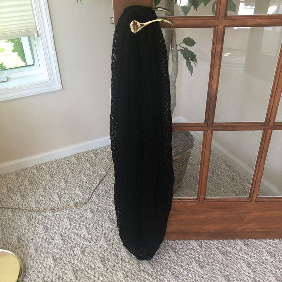 H&M Infinity Scarf - Picture 2 of 3